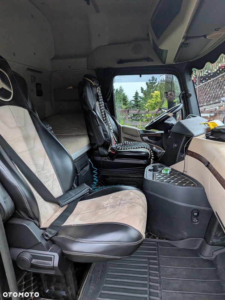 Mercedes-Benz ACTROS - 4