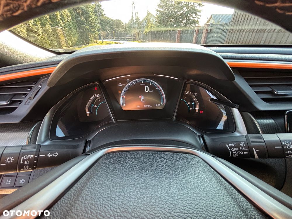 Honda Civic 1.0 i-VTEC Turbo Comfort Sport Line - 10