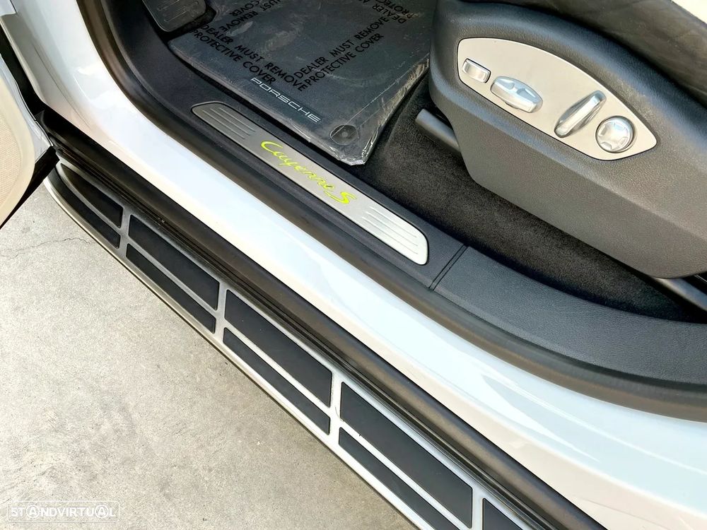 Porsche Cayenne S E-Hybrid - 23
