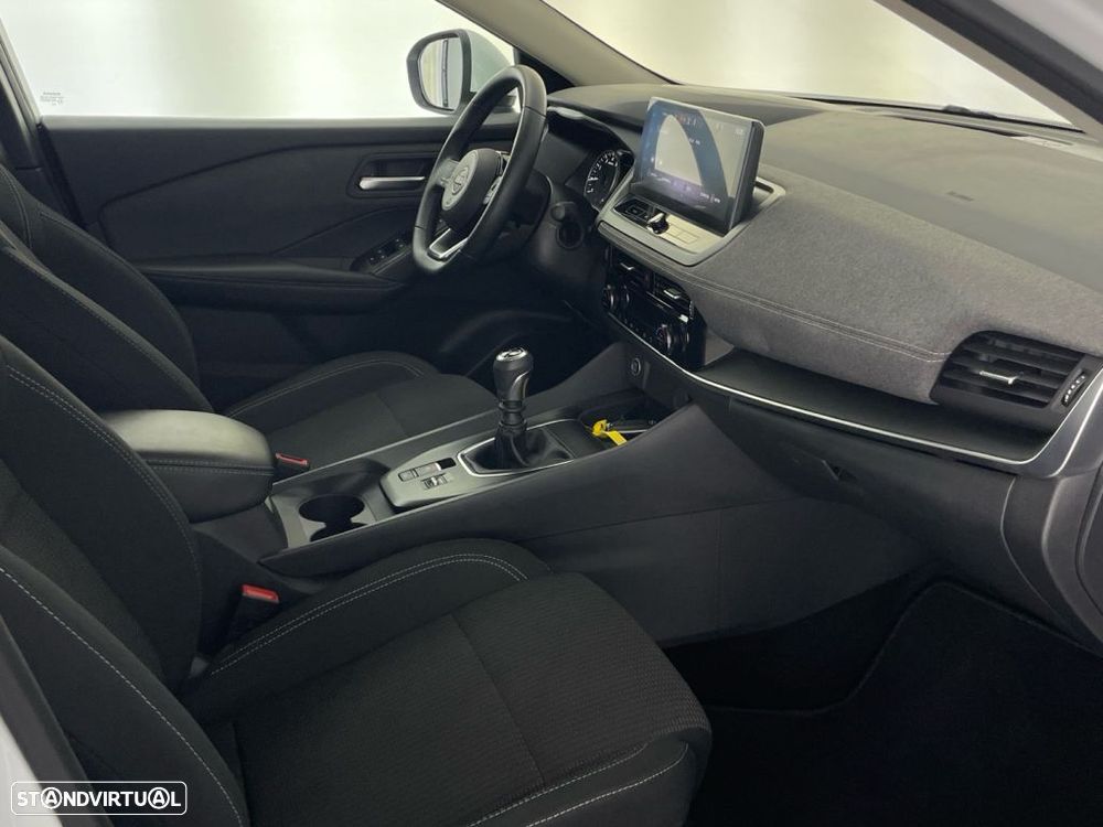 Nissan Qashqai 1.3 DIG-T Engage - 22