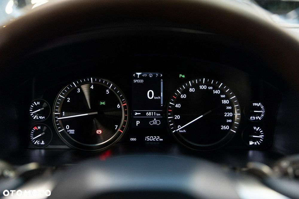 Lexus LX 570 Omotenashi - 41