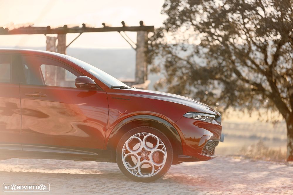 Alfa Romeo Tonale 1.3 Plug-In Hybrid Edizione Speciale e-AWD - 2