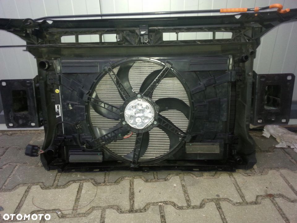 PAS PRZEDNI SKODA OCTAVIA III - 2