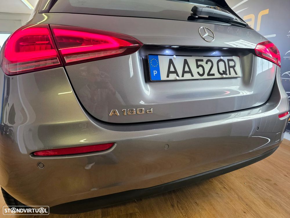 Mercedes-Benz A 180 d Progressive Aut. - 13