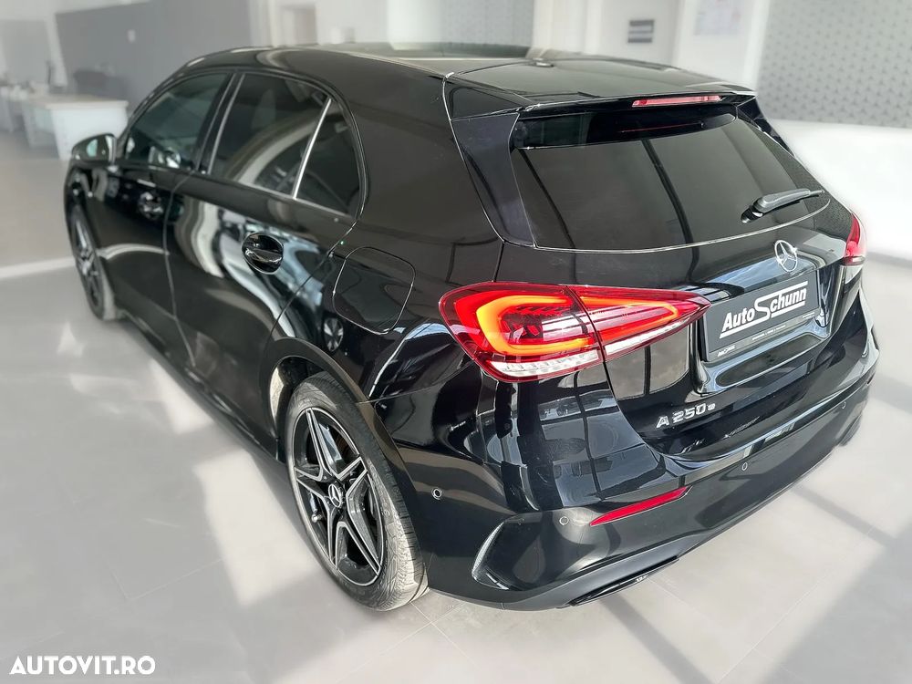 Mercedes-Benz A ver-250-e-8g--dct-amg-line - 6