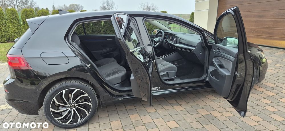 Volkswagen Golf 1.5 eTSI OPF DSG Style - 6