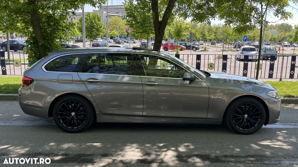 BMW Seria 5 525d xDrive Sport-Aut. Modern Line - 24
