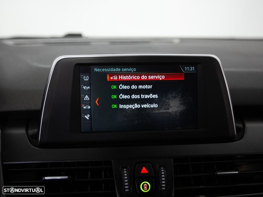 BMW 216 Gran Tourer - 28