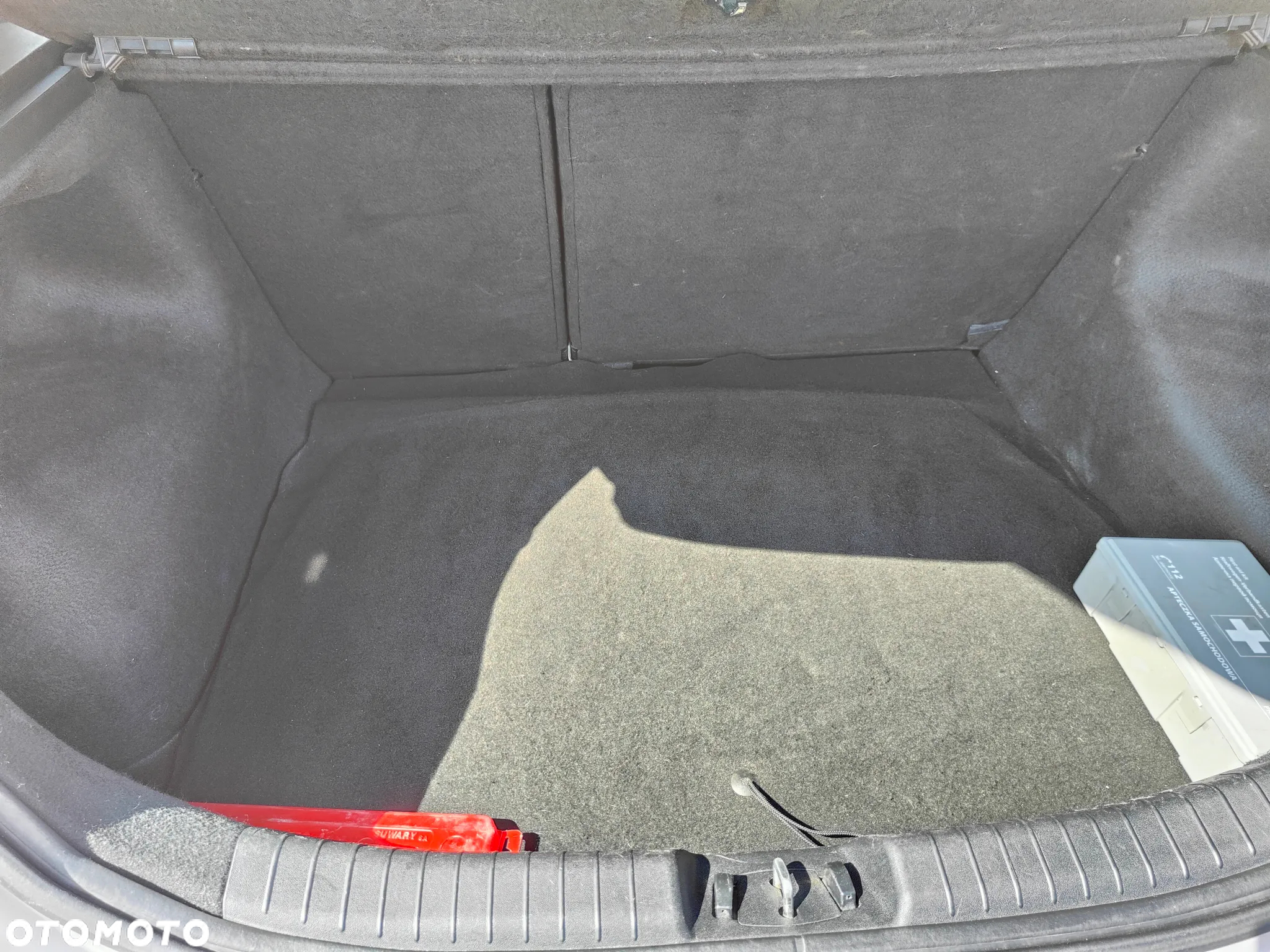 Kia Ceed - 9