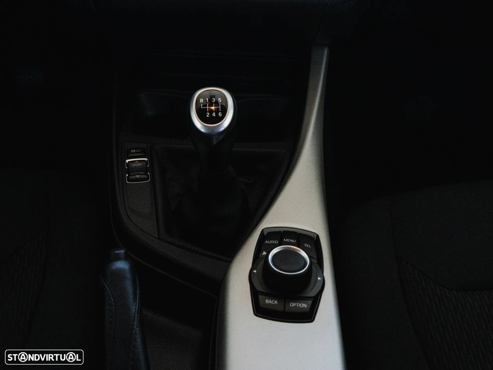 BMW 116 d EDynamics Line Sport - 24