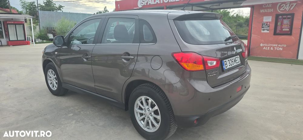 Mitsubishi ASX - 32