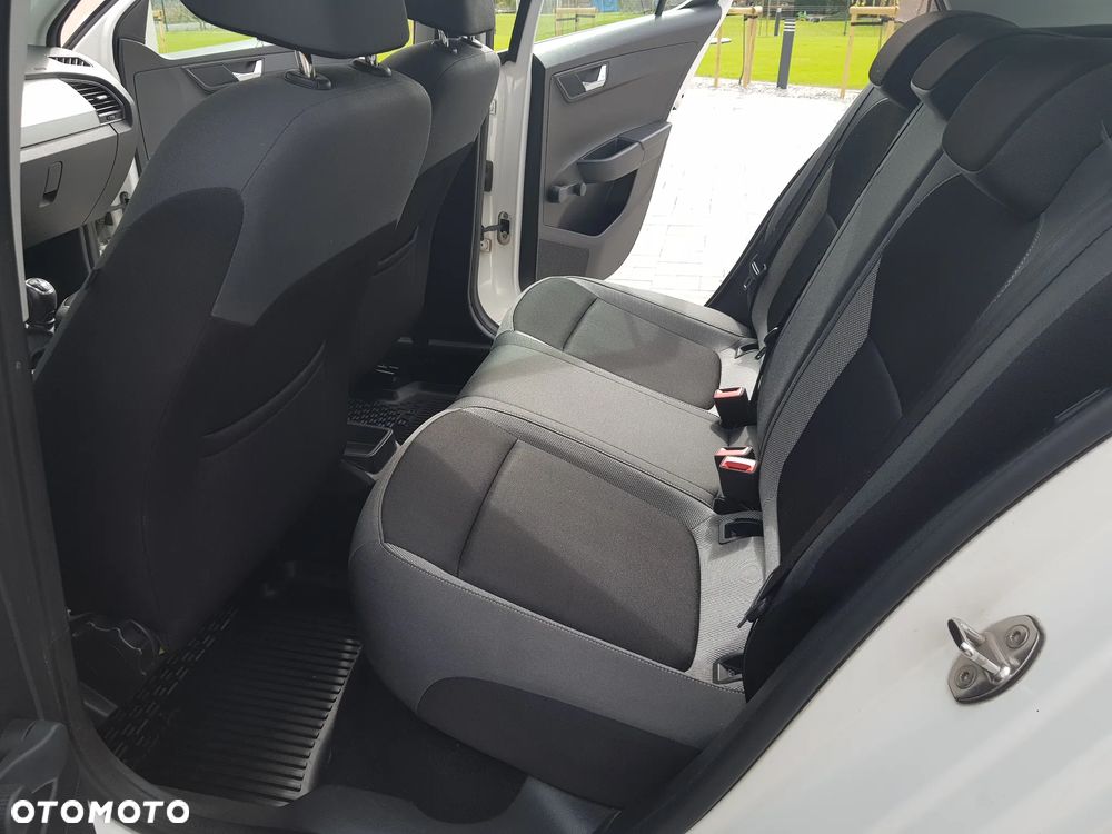 Skoda Fabia 1.0 Ambition - 11