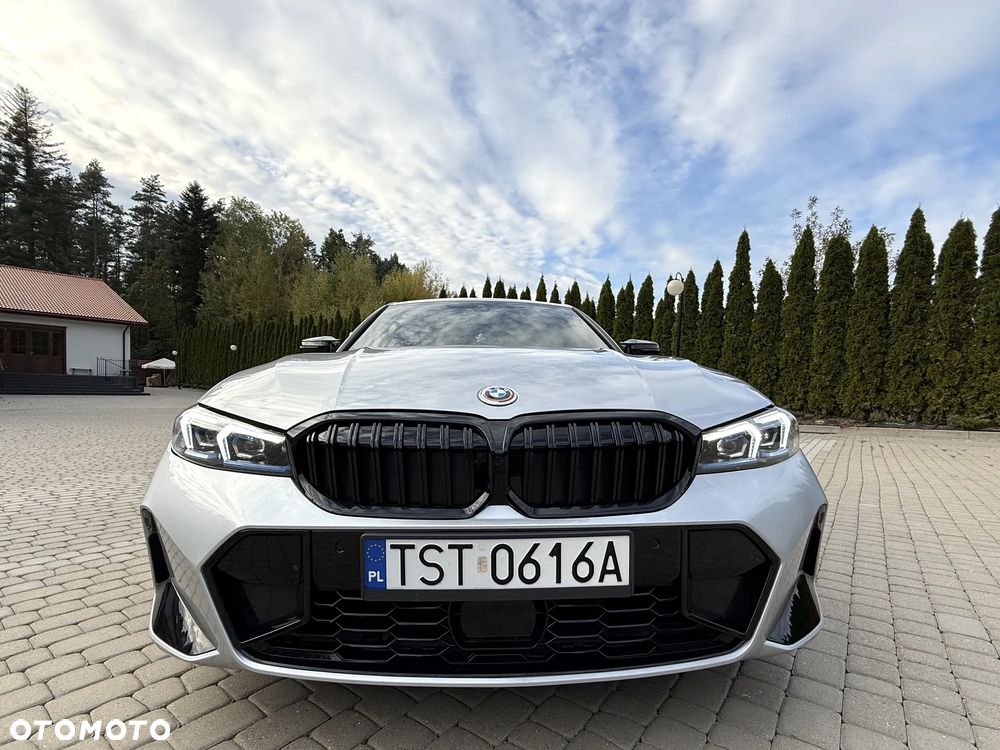 BMW Seria 3 330i Sport - 18
