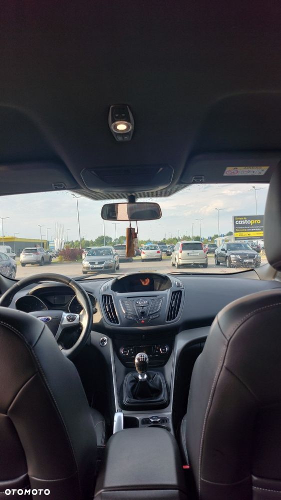Ford Kuga - 8