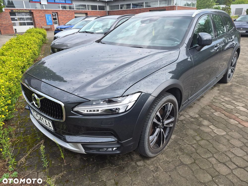 Volvo V90 D5 SCR AWD Momentum Pro - 3