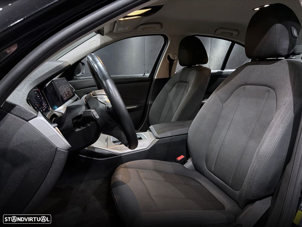 BMW 330 e Corporate Edition Auto - 14