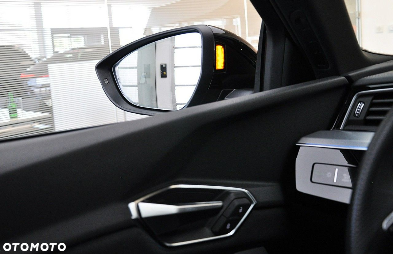 Audi e-tron - 29