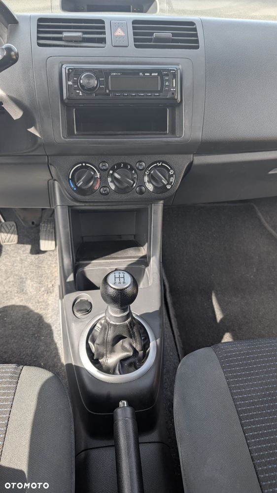 Suzuki Swift 1.3 Classic - 11