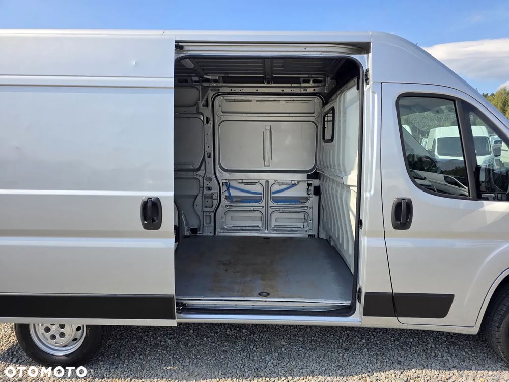 Peugeot BOXER 2,0 HDI 130 KONNY ŚREDNIAK WYSOKI L2H2 KLIMA WEBASTO 2 X BOCZNE DRZWI GWARANCJA LEDY - 27
