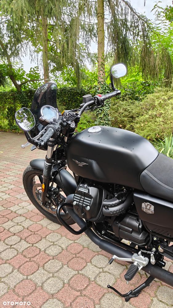 Moto Guzzi V7 - 26