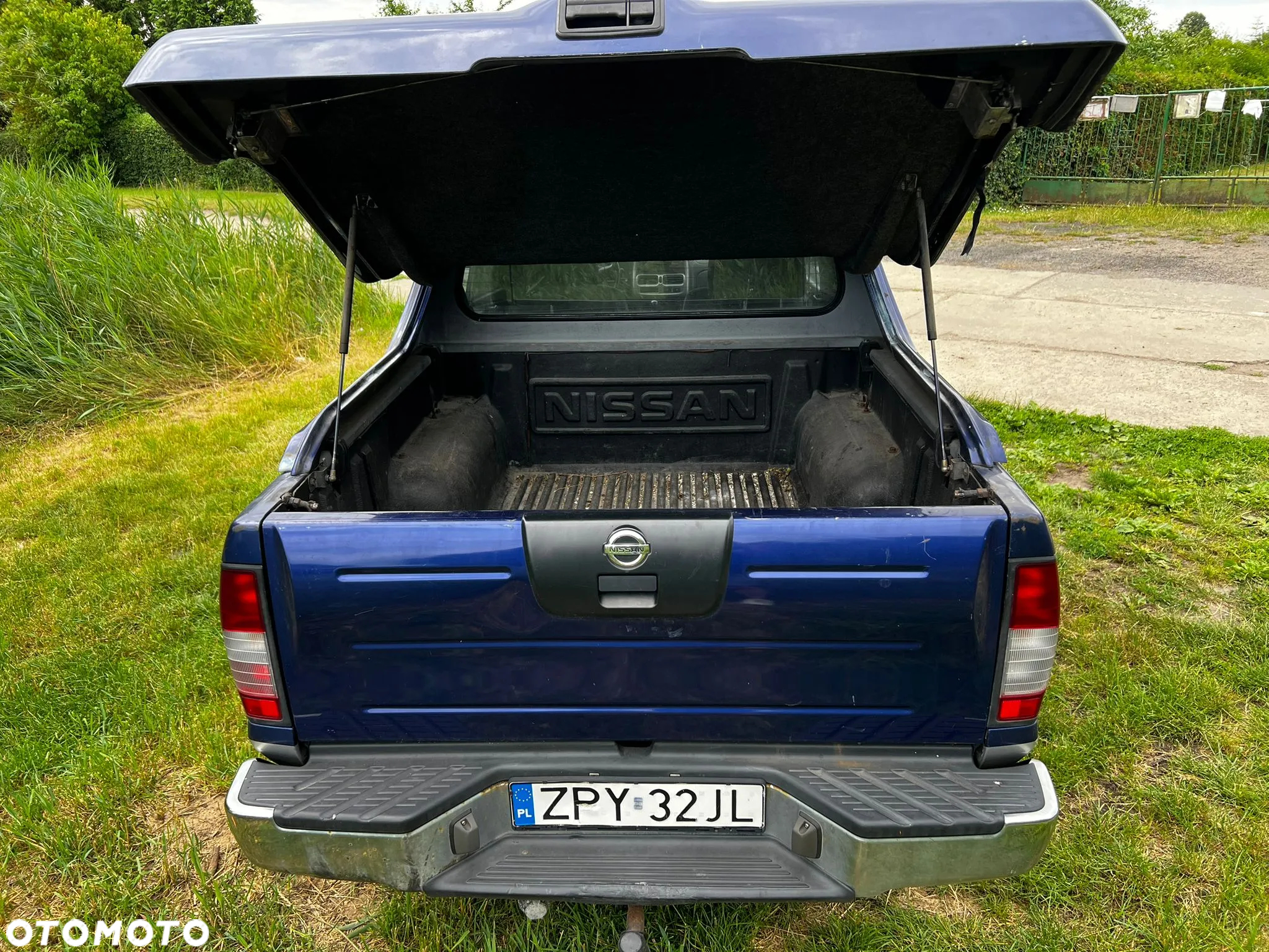 Nissan Pickup 2.5 TDi Comfort - 4