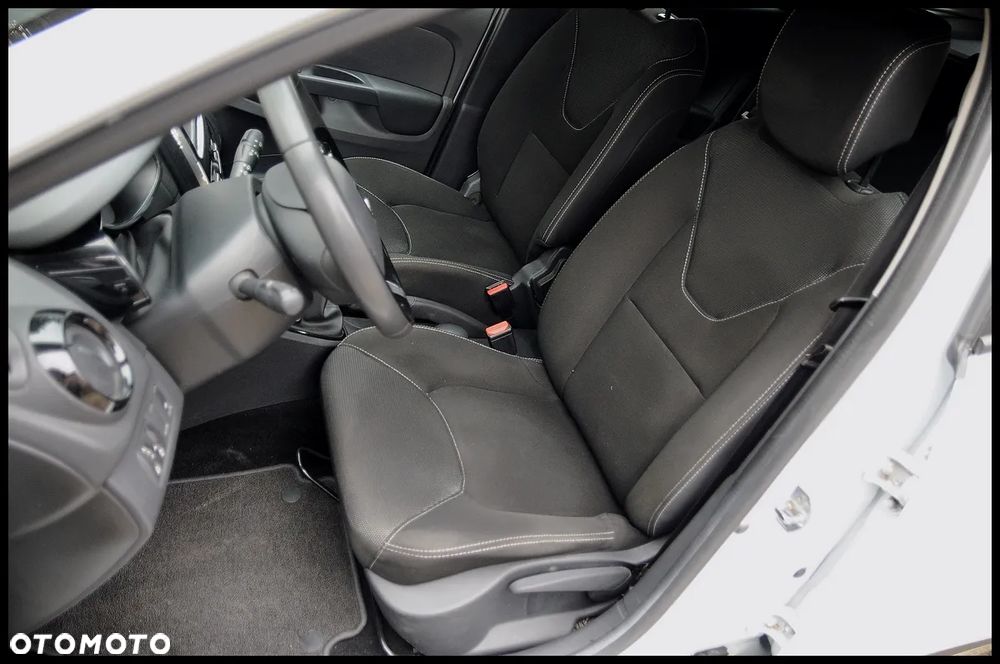 Renault Clio - 24