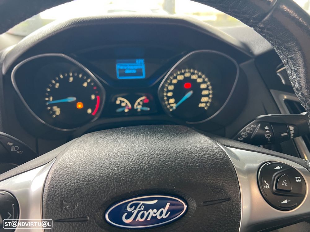 Ford Focus SW 1.6 TDCi Titanium Best - 26