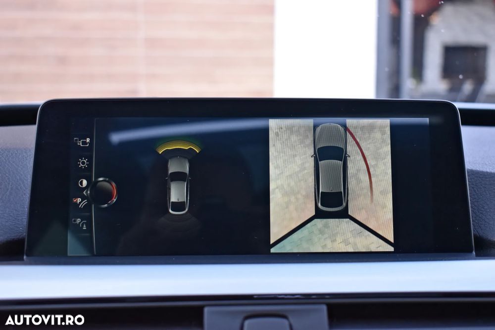 BMW Seria 3 320d Aut. Luxury Line - 27