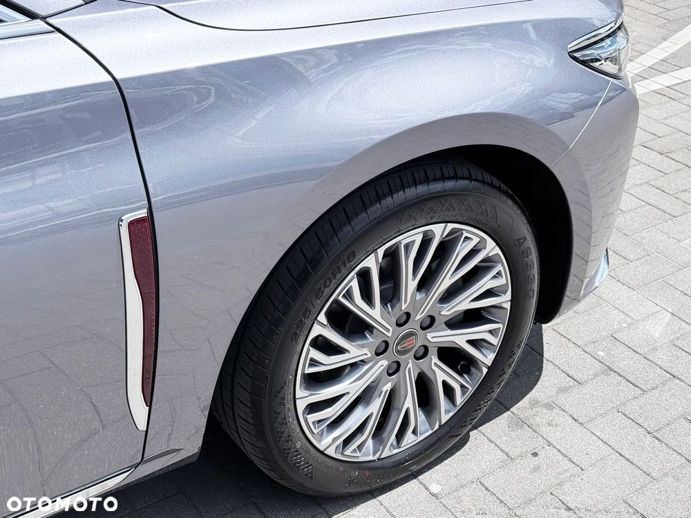 Hongqi H5 2.0T Deluxe - 16