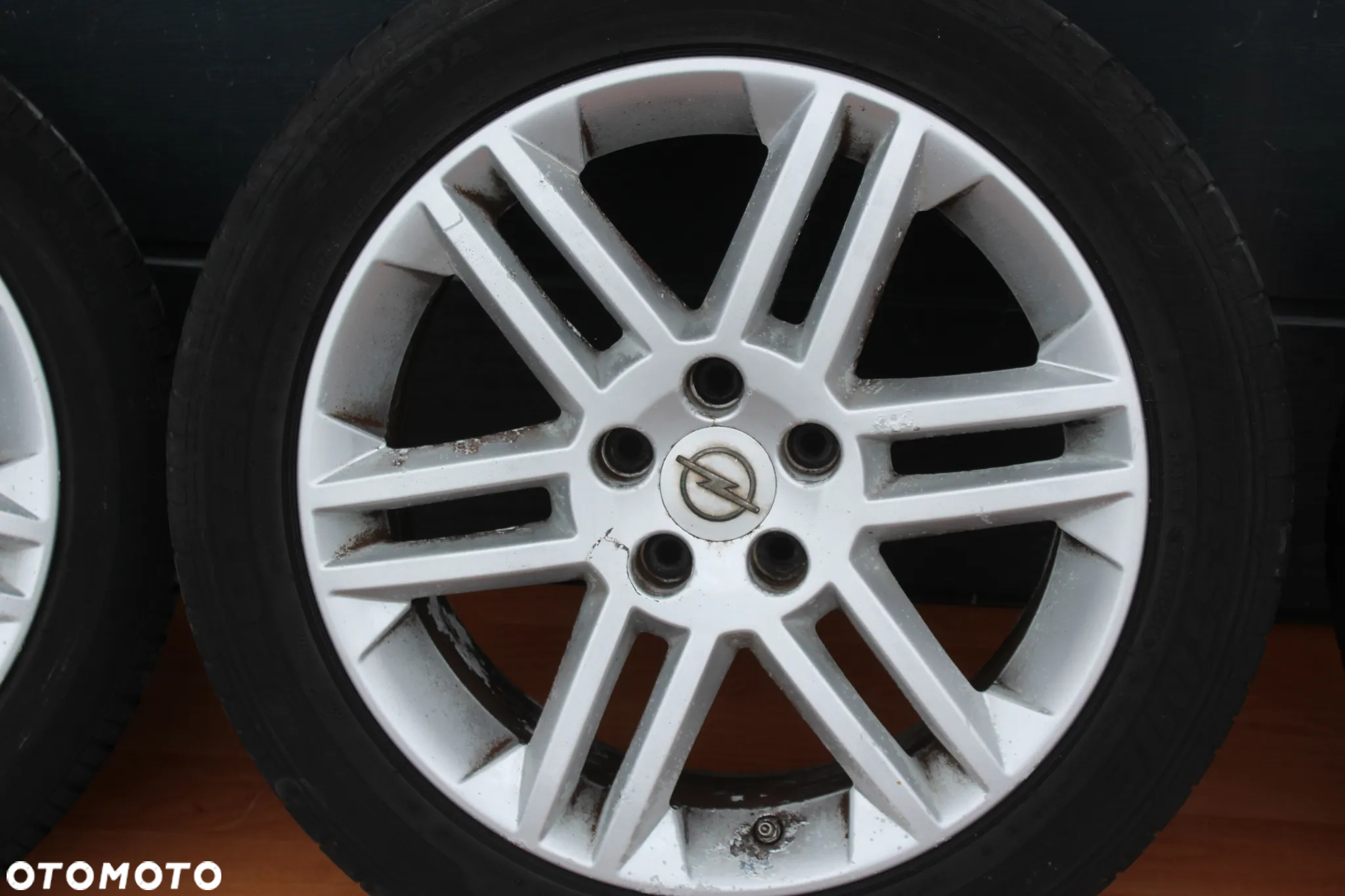 KOŁA FELGI ALUMINIOWE OPONY OPEL VECTRA C ASTRA H ZAFIRA B SIGNUM 17" 5x110 ET41 - 6