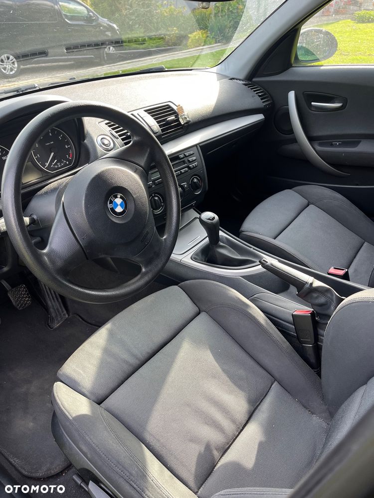 BMW Seria 1 116i - 10