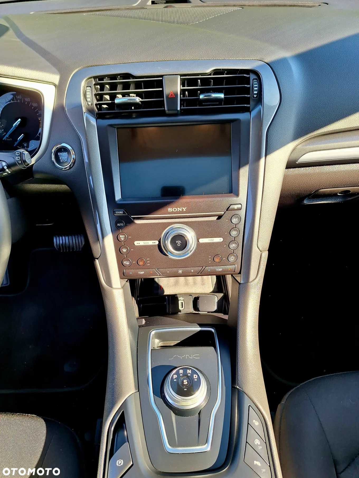 Ford Mondeo 2.0 EcoBlue Titanium - 18