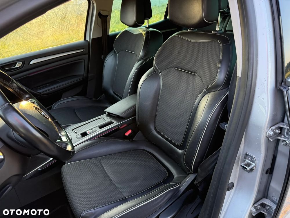 Renault Megane ENERGY dCi 110 EDC BOSE EDITION - 15
