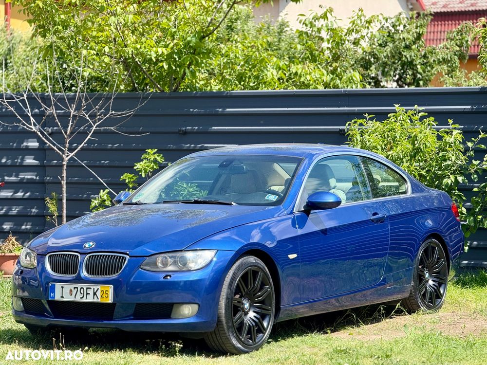 BMW Seria 3 320d Coupe - 11