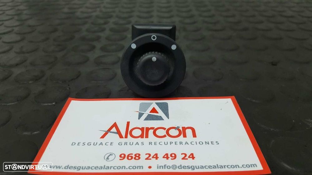 CONTROLADOR DE VISÃO TRASEIRA RENAULT KANGOO DYNAMIQUE - 1