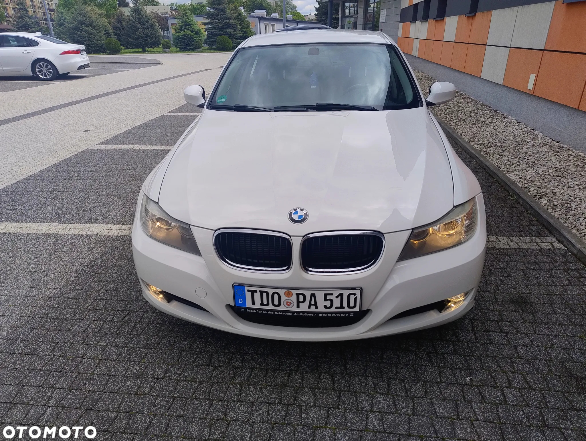 BMW Seria 3 318i - 5