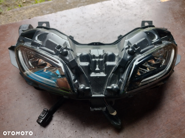 Yamaha TRACER 9 2021+ GT GT+ reflektor przód lampa