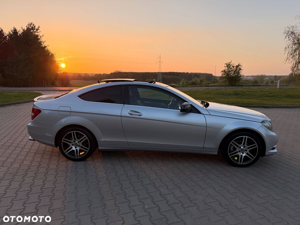 Mercedes-Benz Klasa C 180 (BlueEFFICIENCY) - 6