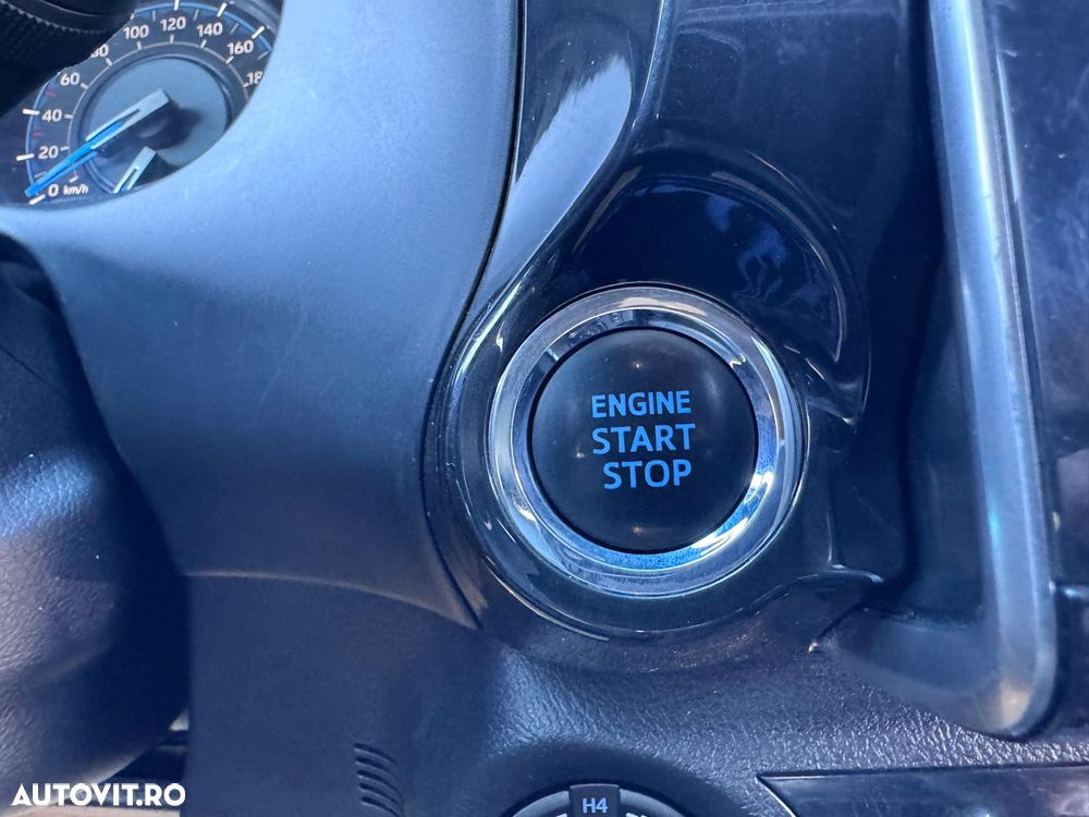 Toyota Hilux 2.8D 204CP 4x4 Double Cab AT Invincible - 15