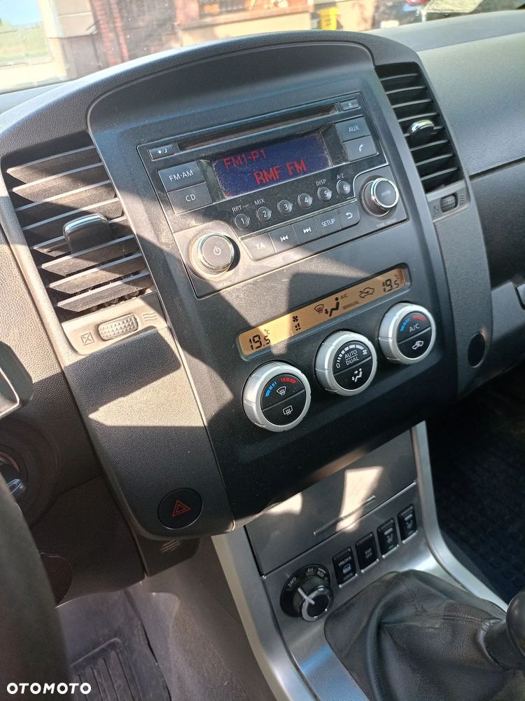 Nissan Navara 2.5 D FE Long - 7