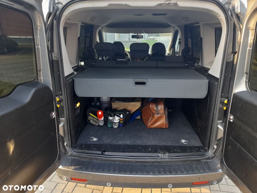 Fiat Doblo 1.4 16V Easy - 10