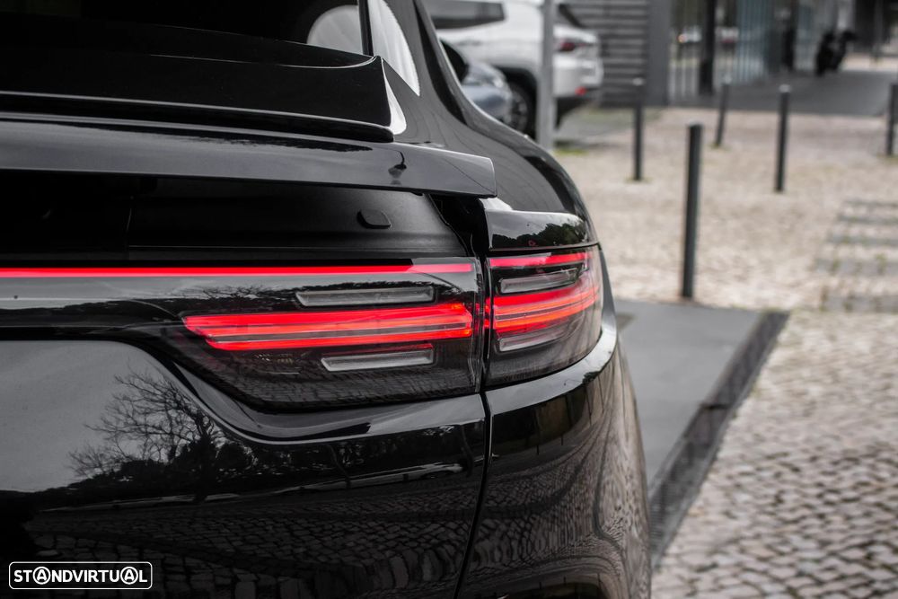 Porsche Cayenne Coupé E-Hybrid - 10