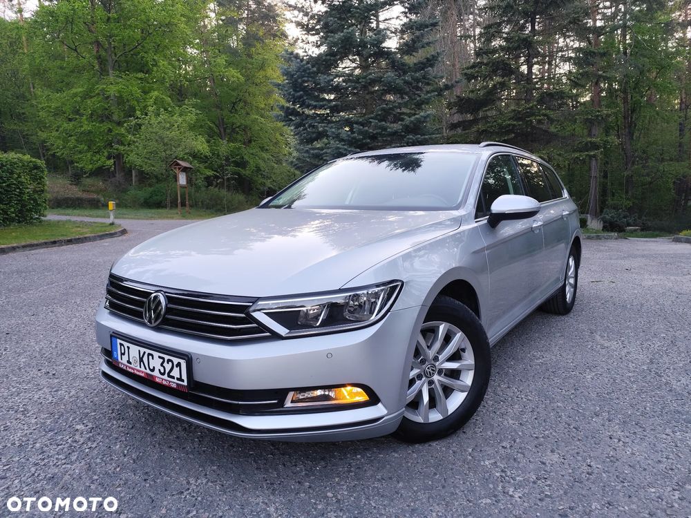 Volkswagen Passat 2.0 TDI (BlueMotion Technology) DSG Comfortline - 1