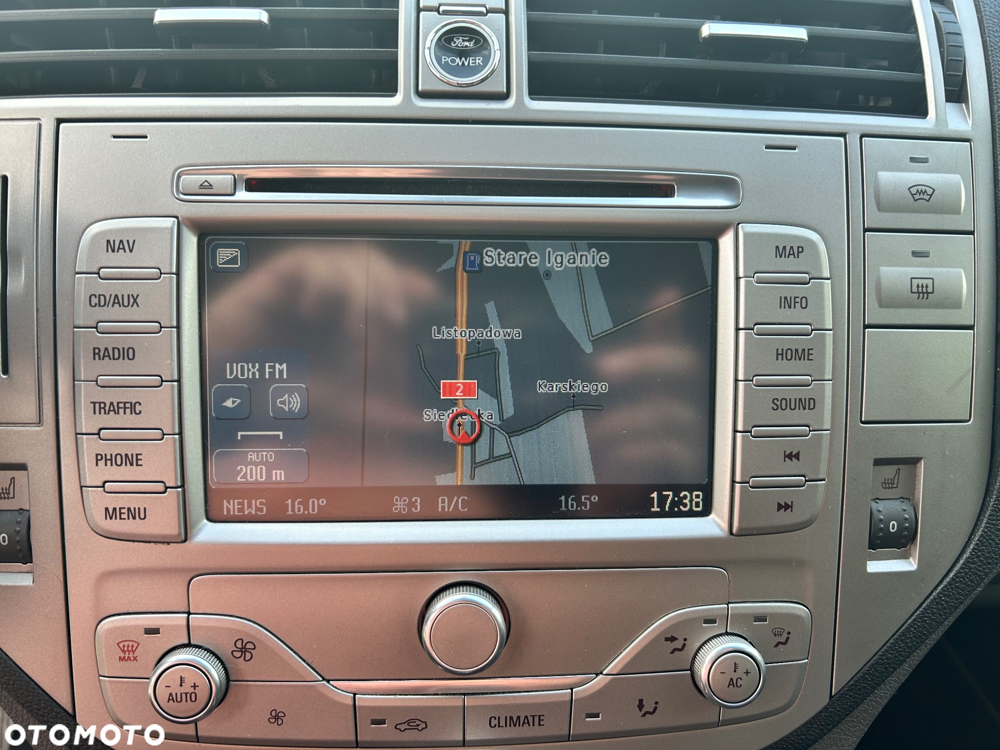 Ford Kuga 2.0 TDCi Titanium - 25