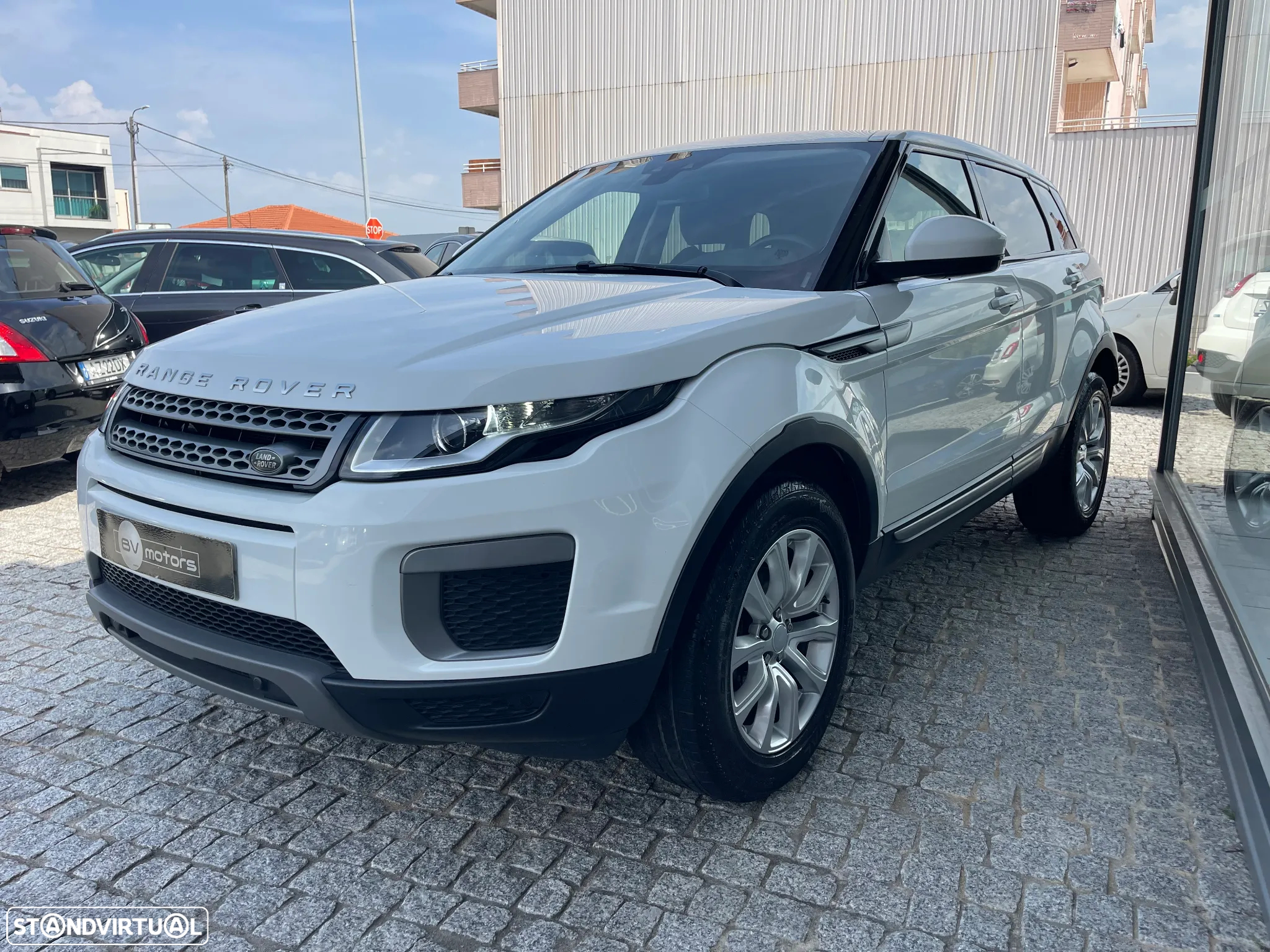 Land Rover Range Rover Evoque 2.0 eD4 SE Dynamic - 5