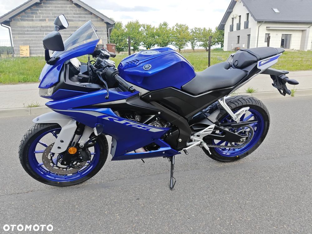 Yamaha YZF - 11