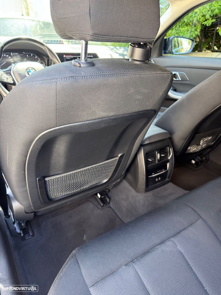 BMW 320 d Line Luxury Auto - 34