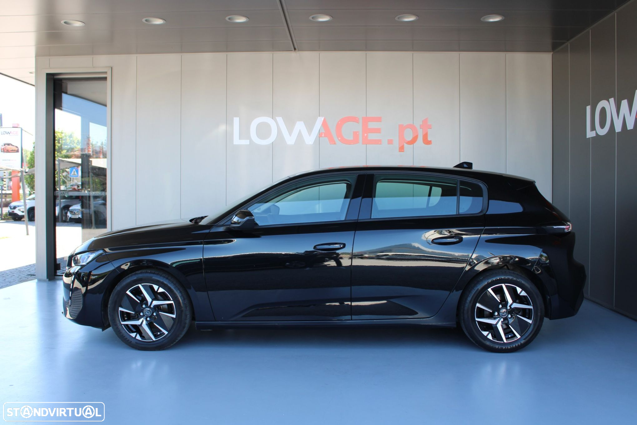 Peugeot 308 1.2 PureTech Active Pack - 12