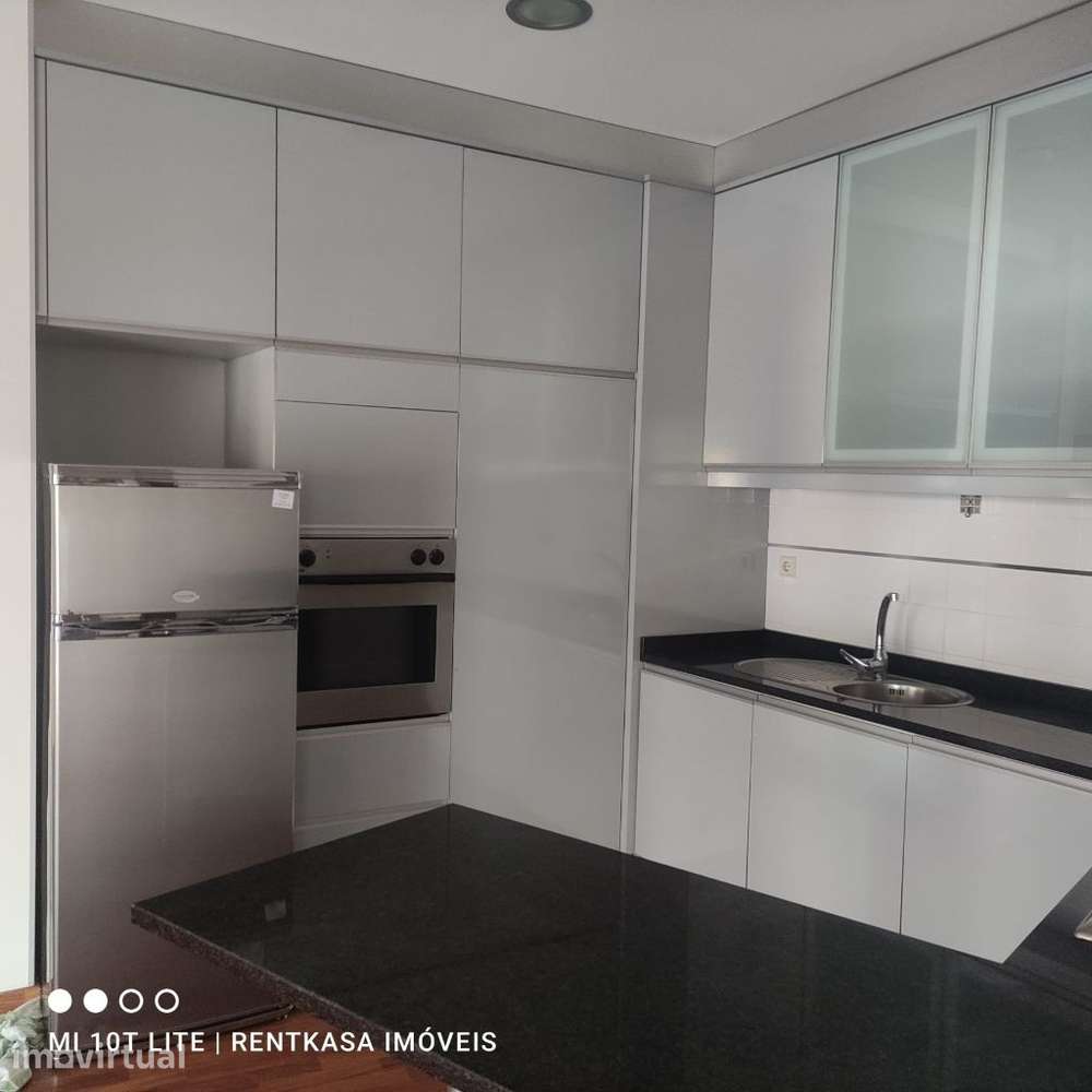 T1 em condominio fechado com piscina - Grande imagem: 5/20