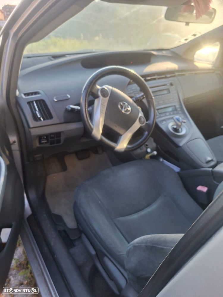 Toyota Prius 1.8 Premium+GPS - 6